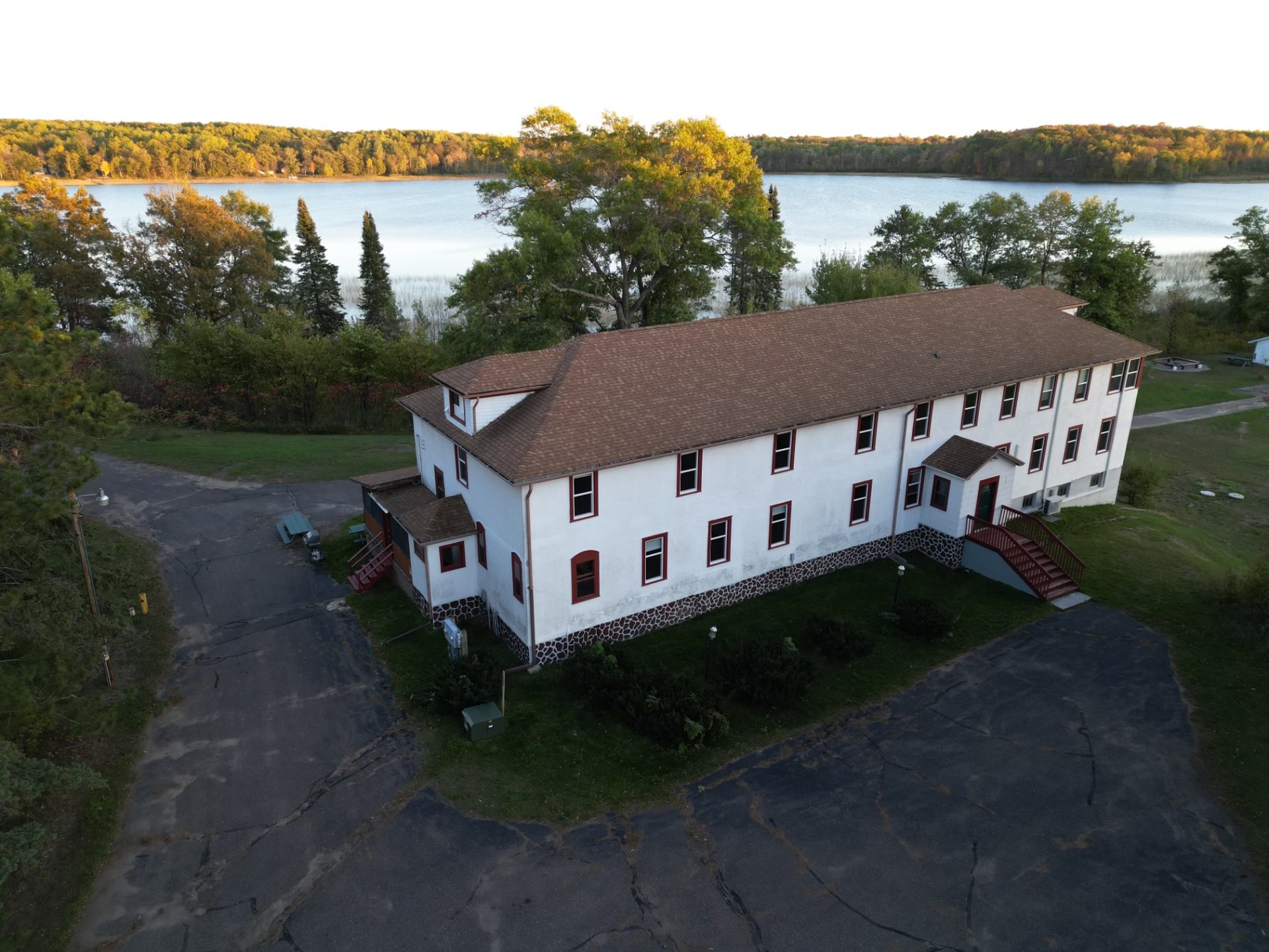 Aerial view of the house with lake