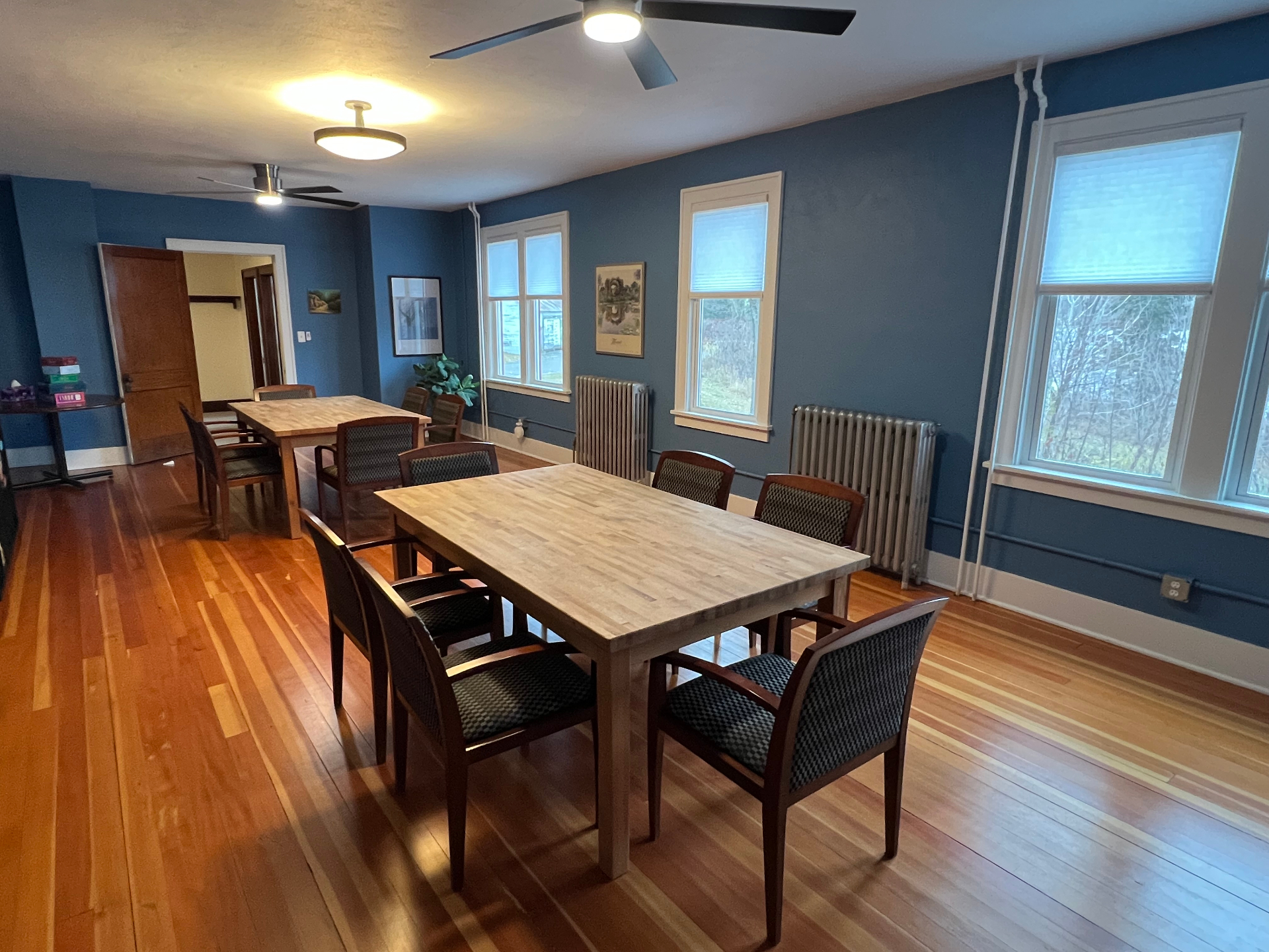 Game room seating area